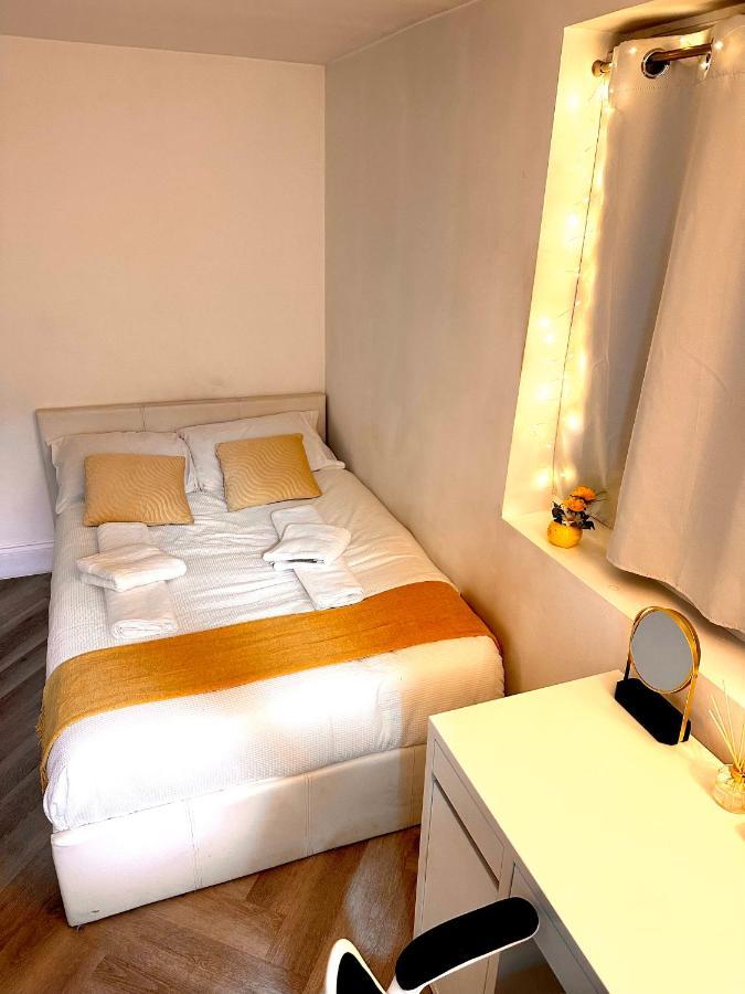 Charming 4 Bedrooms House With Garden In Heart Of London Camden Екстериор снимка