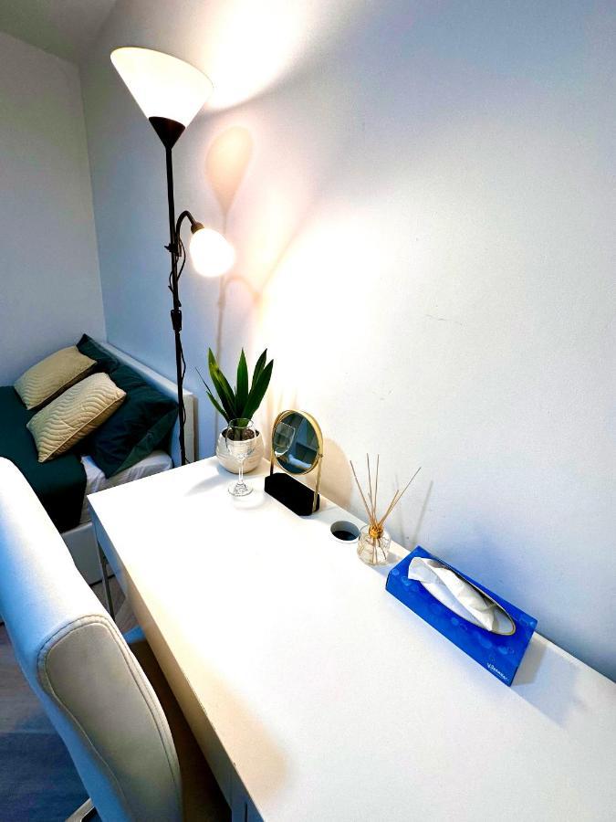 Charming 4 Bedrooms House With Garden In Heart Of London Camden Екстериор снимка