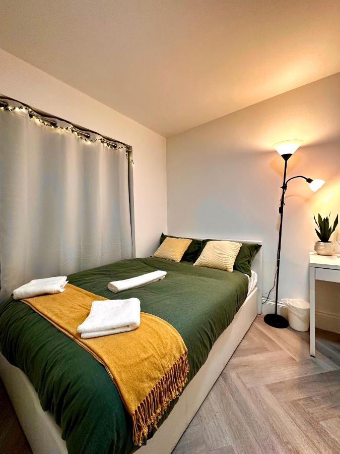 Charming 4 Bedrooms House With Garden In Heart Of London Camden Екстериор снимка