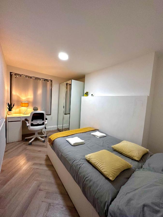 Charming 4 Bedrooms House With Garden In Heart Of London Camden Екстериор снимка