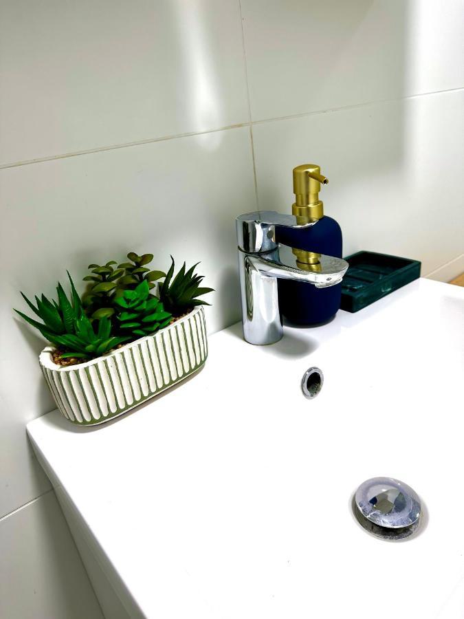 Charming 4 Bedrooms House With Garden In Heart Of London Camden Екстериор снимка