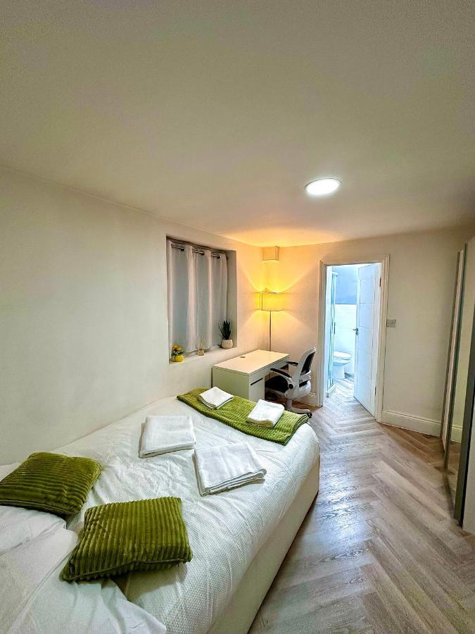 Charming 4 Bedrooms House With Garden In Heart Of London Camden Екстериор снимка